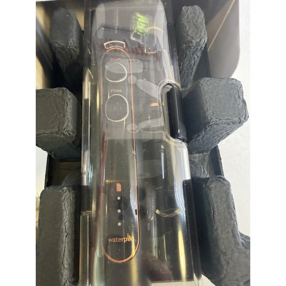Waterpik Sonic-Fusion The Flossing Toothbrush Jet Black New in Box